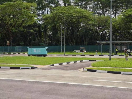 九識智能獲新加坡首張無人物流車上路牌照，開啟自動駕駛出海新范式